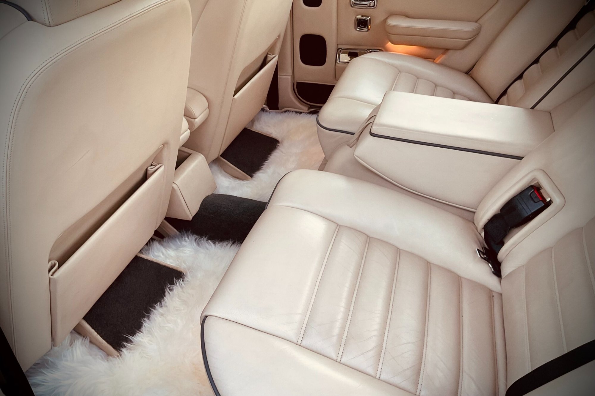 Bentley rear cabin with walnut trim